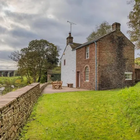 3 Bed In Lazonby Sz198 * Kirkoswald (Cumbria)